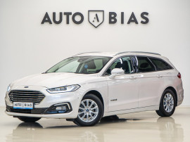 Ford Mondeo Turnier 2.0 Ti-VCT Hybrid Titanium