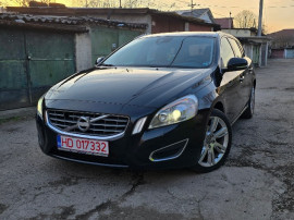 Volvo V60/2012/2.0D/163HP/5 Cilindrii/Automata/Piele/Memorii//Clima/
