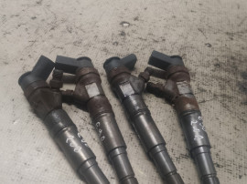 Set centuri fata cu pretensionersi capsa Audi A8 D3 2009