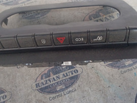 Buton deschidere hayon Volkswagen Jetta 2012