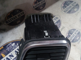 Grila ventilatie stanga Skoda Fabia 2
