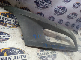 Grila proiector dreapta Volkswagen Polo 2012