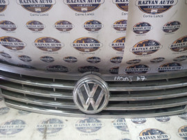 Grila bara fata Volkswagen Passat B7