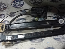 Macara geam dreapta fata Audi Q2 2019