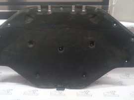 Pâsla capotă Mercedes ML 350