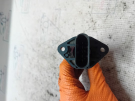 Debitmetru aer Volkswagen Passat 2005