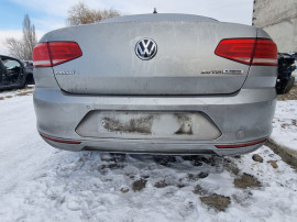Bara spate Volkswagen Passat B8 Berlina 2016