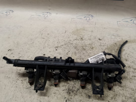 Rampa plus injectoare Renault Clio 3 Benzina 2010