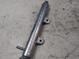 Rampă injectoare stanga Jaguar XF 3.0 2010