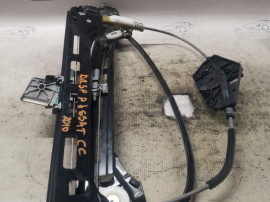 Macara geam dreapta spate Volkswagen Passat CC 2010