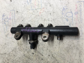 Rampa injectoare Renault Captur 1.5 Motorina 2014