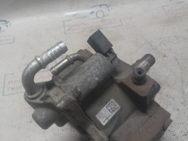 Pompa injectie Volkswagen Passat B7 2011