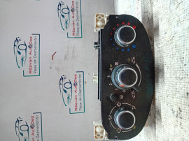 Panou comanda clima Dacia Duster 2010