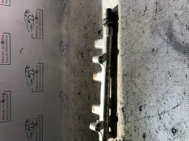 Rampa injectoare Volkswagen T-Roc 1.0 Benzina 2020