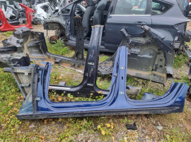 Prag stanga tabla Audi A4 B9 Break 2018