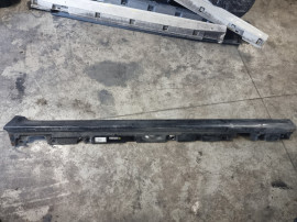 Prag dreapta plastic BMW Seria 5 F10 2011