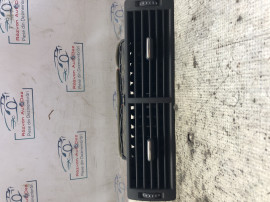 Grila ventilatie centrala Audi A4 B7 2007