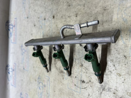 Rampa plus injectoare Dacia Duster 1.0 Benzina 2021