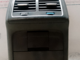Grila ventilatie cotiera Audi A4 B8 2012