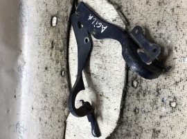 Balama capota fata Opel Agila 2010