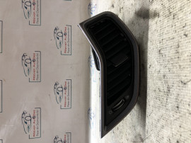 Grila ventilatie dreapta Hyundai Santa Fe 2.2 Motorina 2016