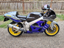 Motocicleta SUZUKI GSXR 600! stare FOARTE BUNA