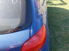 Peugeot 206 benzină