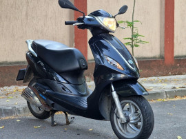 Scuter Piaggio FLY 2012 * 504T4V * 12900 KM * 49 CC * INM RO *