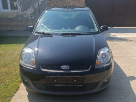 Ford fiesta an 2008 benzina 1.3 klima distribuție lanț