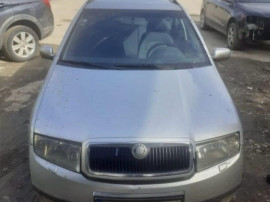 Dezmembrez Skoda Fabia 1.2, 1.4 benzina/ 1.9 Diesel