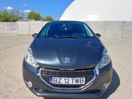 Peugeot 208 1.4 e-HDI / 2012 / AUTOMAT /