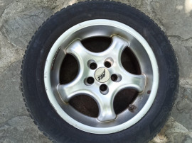 2 Seturi de jante aliaj pe 16” cu anvelope de iarnă și vară
