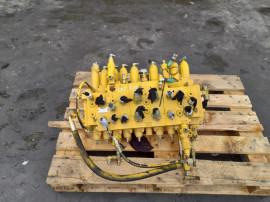 Distribuitor hidraulic KMX13SA excavator Caterpillar 315, 317