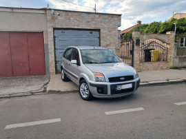 Ford Fusion 2009 •• 88 .000 KM • • Unic Proprietar • Full•