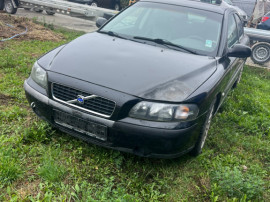 Dezmembrez Volvo s60