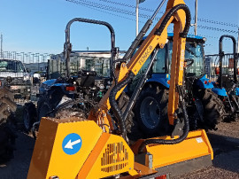 Tocator de gard viu cu deplasare laterală FEMAC (ITALIA)