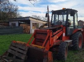 Buldoexcavator Fai Komatsu