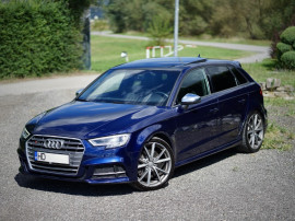 Audi S3 Sportback 8V Facelift 2.0 TFSI quattro, trapă, piele, B&O