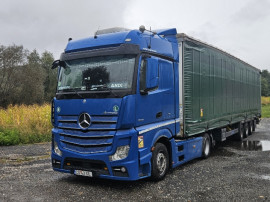 Mercedes Actros 1843