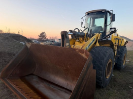 Pompa hidraulica incarcator frontal vola New Holland W230 piese