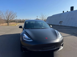 Tesla model 3 dual motor