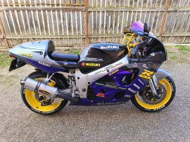 SUZUKI GSXR 600 ! stare FOARTE BUNA