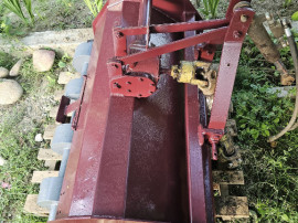 Tocător resturi vegetale / trinciatrice Gramegna