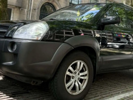 Hyundai 2008 Tucson 4x4 benzina 140cp