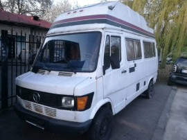 Camper Mercedes 207d