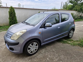 Nissan pixo practic si bun