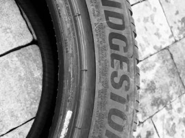 Set 4 Anvelope iarna Bridgestone 225/50 R 18