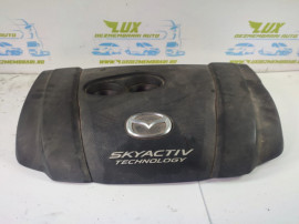 Capac protectie motor 2.0 benzina -cu defect pe01 e02f4 pe01