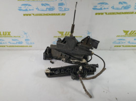 Broasca incuietoare usa dreapta fata a2047231008 Mercedes-B