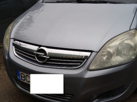 Opel zafira b,7 trepte superb 1,7 diesel,fab.2010 eur 5,inmatriculat
